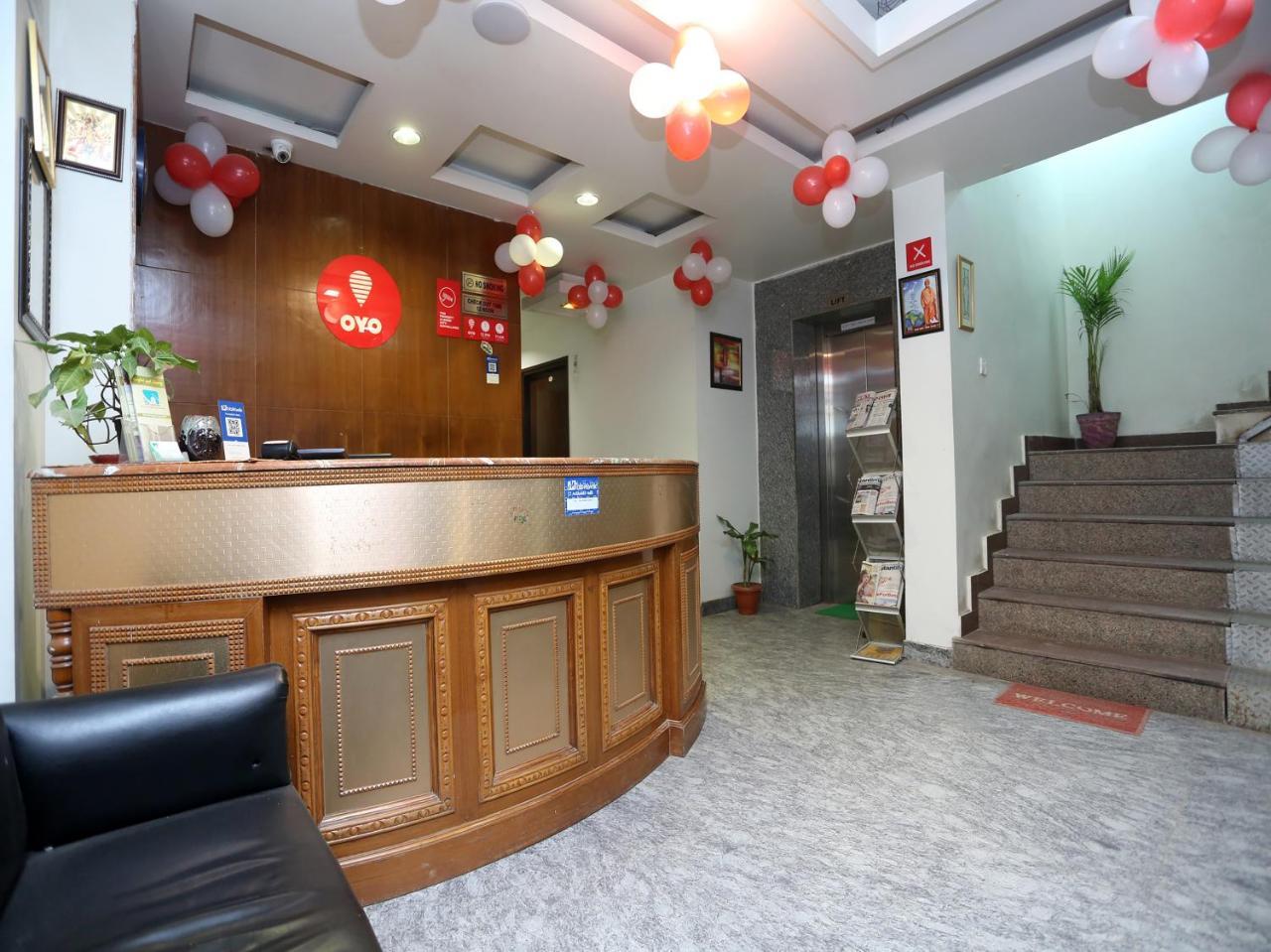 Oyo 6596 Hotel Flight Path New Delhi Buitenkant foto